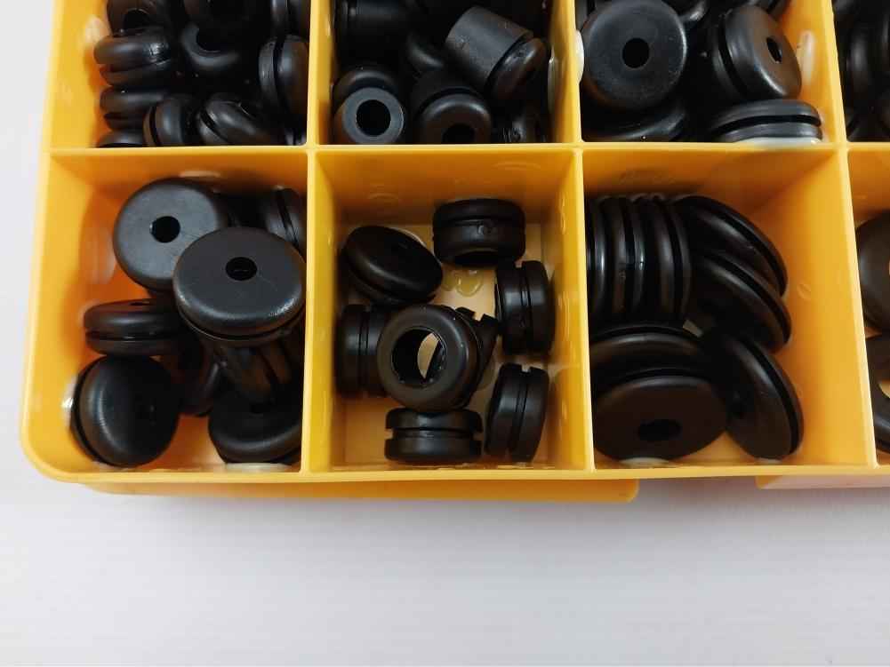 Rs Components 541-056 Pvc Grommet Kit (Incomplete)