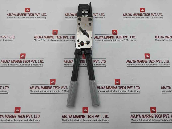 Rs Heavy Duty Ratchet Crimp Tool F/ Copper Terminal 241-4710