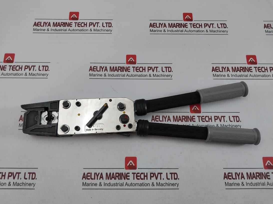 Rs Heavy Duty Ratchet Crimp Tool F/ Copper Terminal 241-4710