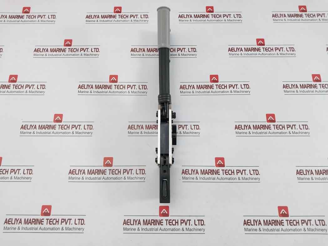 Rs Heavy Duty Ratchet Crimp Tool F/ Copper Terminal 241-4710