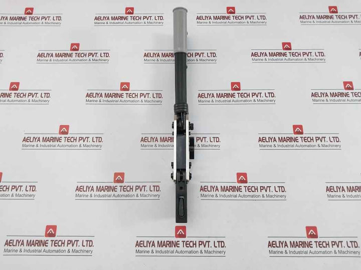 Rs Heavy Duty Ratchet Crimp Tool F/ Copper Terminal 241-4710