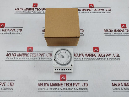 Rs 180-7846 Analog Time Switch 230V 50/60Hz 16A