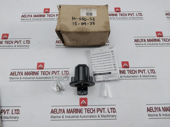 Rs 571-439 Electronic Photo-cell Control Kit