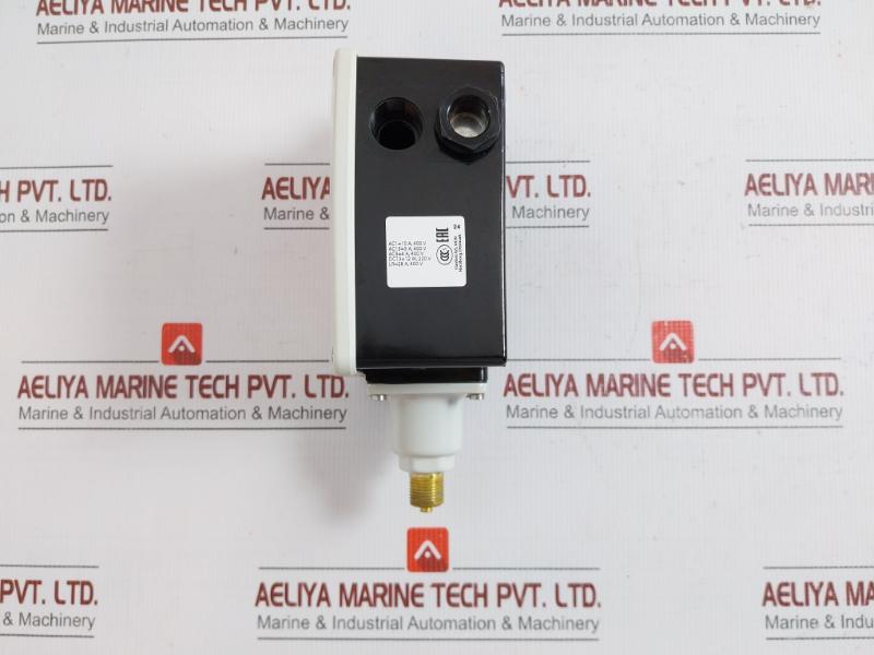 Rt 200 Pressure Switch Range:0.2-6Bar Danfoss