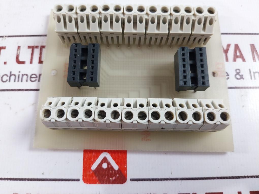Rv Electronique 17631 Interface Module 2460 Used