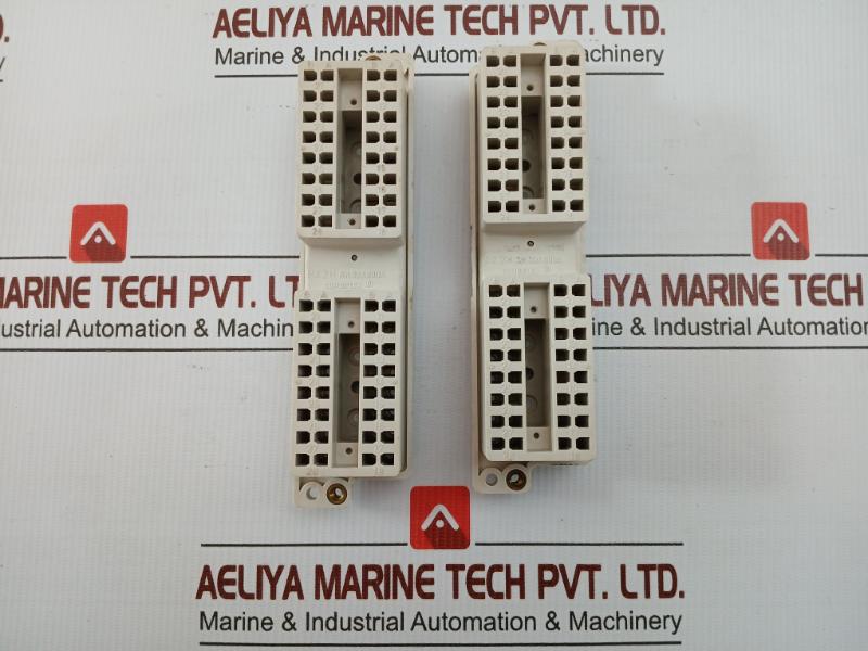 Rx 2H Combiflex Terminal Base Asea