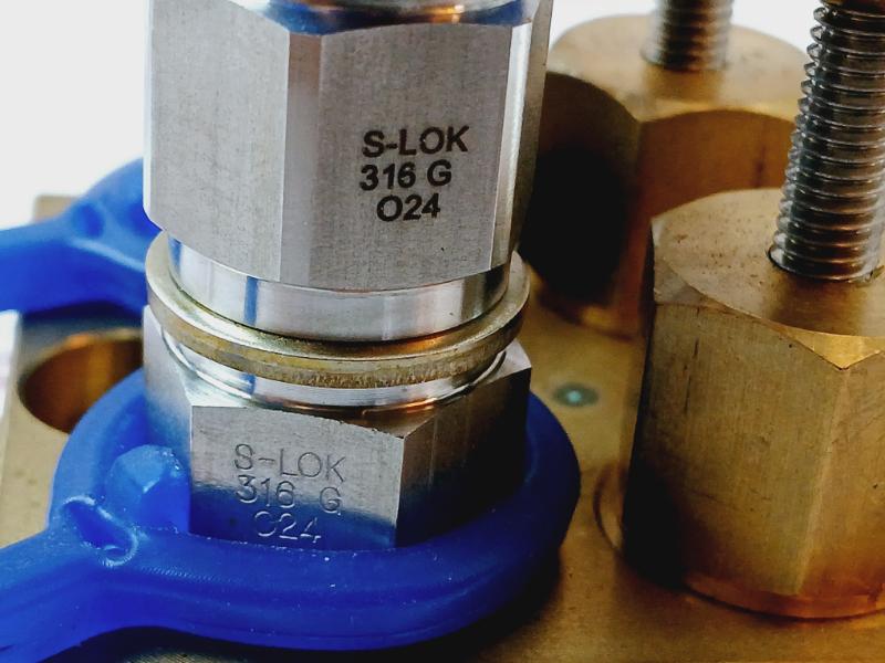 S-lok 316 G Pneumatic Switch Valve