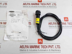 S18-2Vnrl-2M Plastic Barrel Photoelectric Sensor Banner Engineering