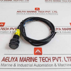 S18-2Vnrl-2M Plastic Barrel Photoelectric Sensor Banner Engineering