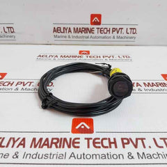 S18-2Vnrl-2M Plastic Barrel Photoelectric Sensor Banner Engineering