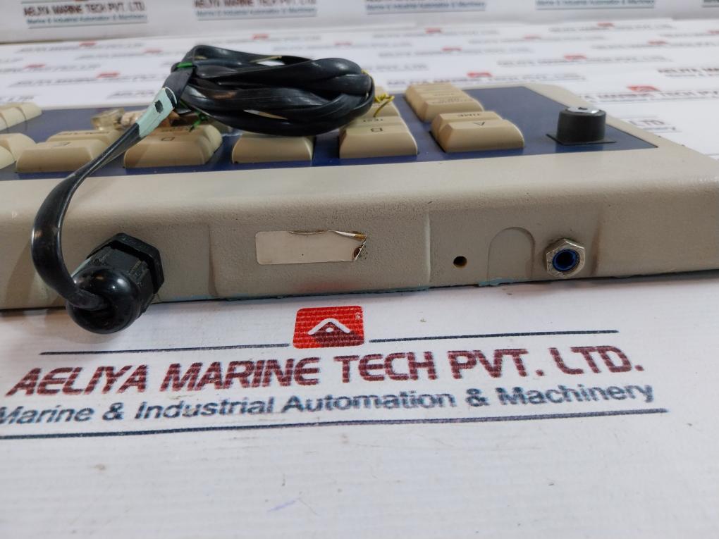 Saab Tankradar 3.93501.151/0000-000 Key Board