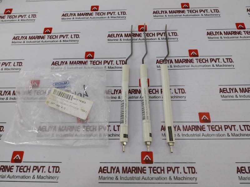 Saacke 296518 Ignition Electrode Unit (Right)