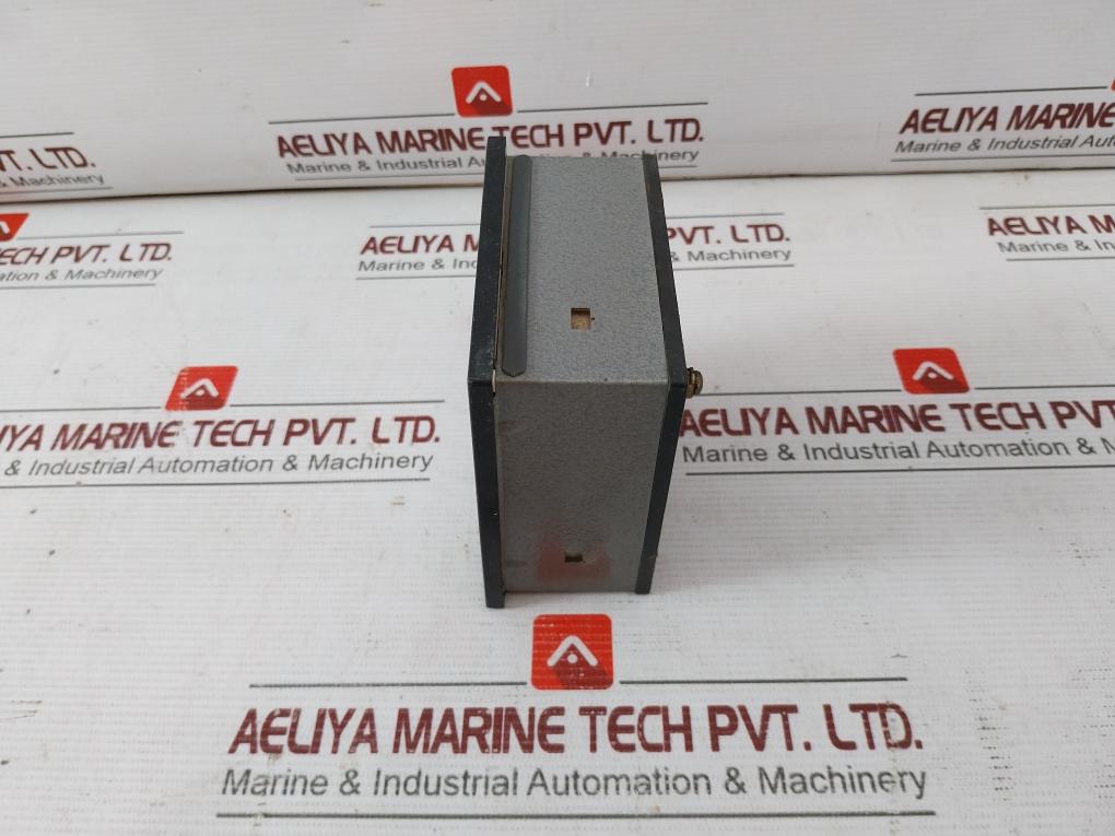 Saci 0-600V Analog Voltmeter