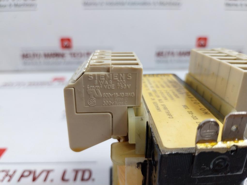 Safety Isolating Transformer 300V Siemens 4Am8095-0Ab20-0N