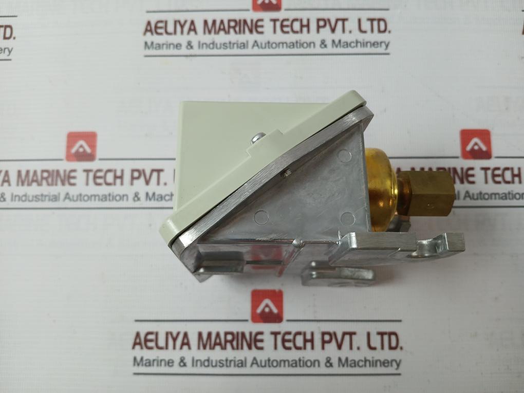 Saginomiya Ans-c103Pg1 Pressure Control -0.02~0.3 Mpa 5A Ac250V