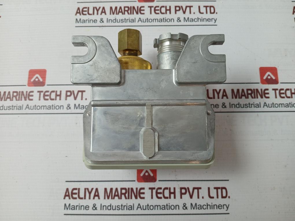 Saginomiya Ans-c103Pg1 Pressure Control -0.02~0.3 Mpa 5A Ac250V