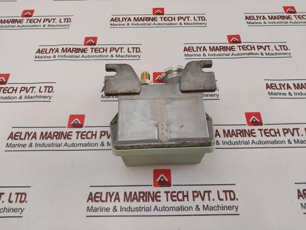 Saginomiya ANS-C130PBQ001 Pressure Switch 33 Kgf/Cm2