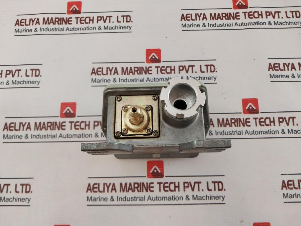 Saginomiya ANS-C130PBQ001 Pressure Switch 33 Kgf/Cm2