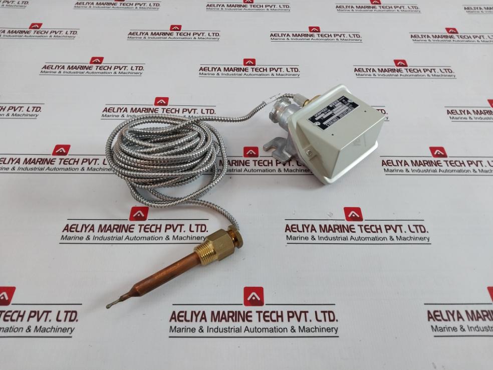 Saginomiya Bns-c1150Pl5Q Temperature Controller 70-150C Bns-c1150 4Tt 4061-6 5M