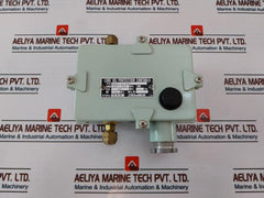 Saginomiya Ons-c106W Pressure Controller Range 0.05~0.35 Mpa