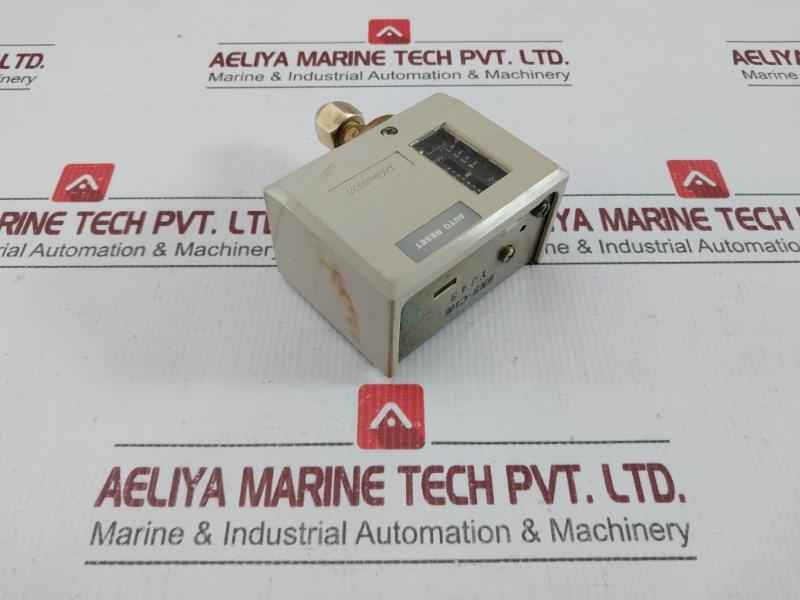 Saginomiya Pressure Control Switch Sns-c106