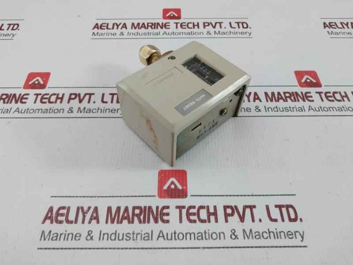 Saginomiya Pressure Control Switch Sns-c106