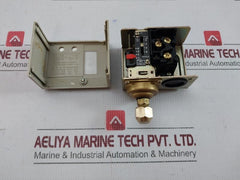 Saginomiya Pressure Control Switch Sns-c106