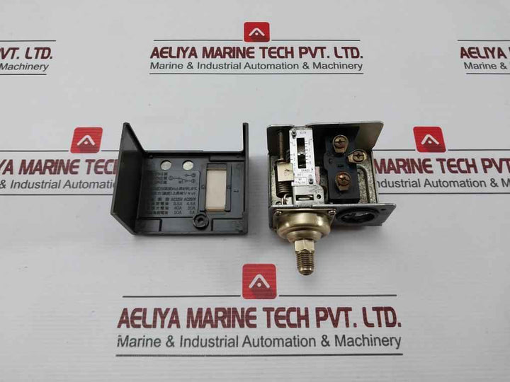 Saginomiya R-37A Pressure Control Switch 1-4 Kg/Cm2