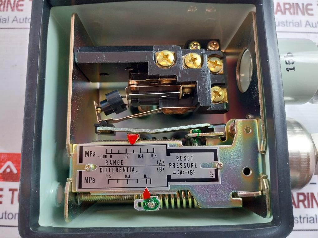 Saginomiya Sps-k206wu3q Pressure Switch -0.06~0.6 Mpa 0.05~0.5 Mpa