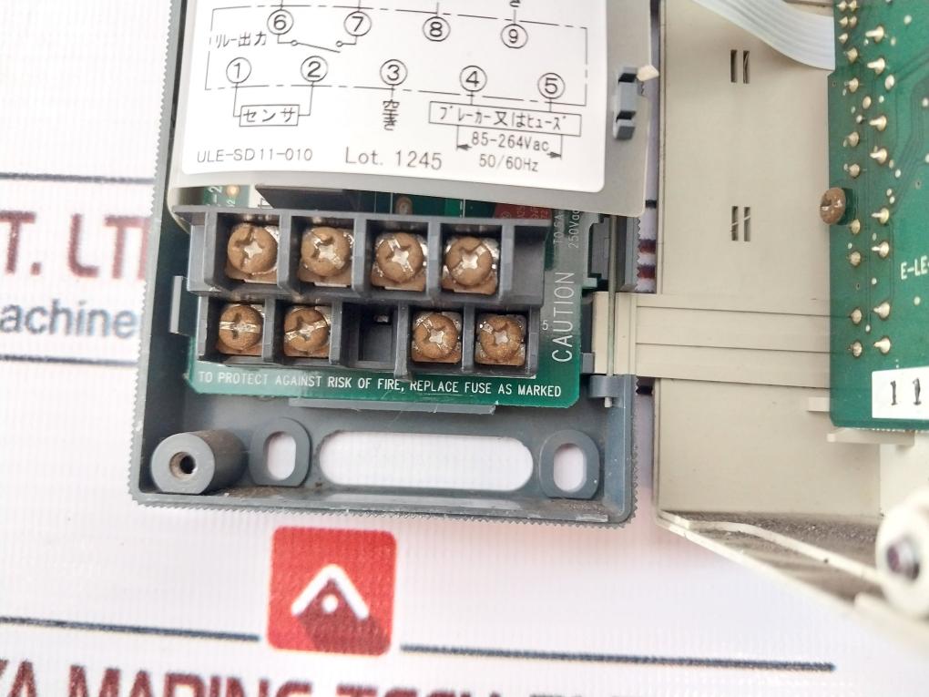 Saginomiya ULE-SD11-010 Digital Thermostat 85-264Vac 50/60Hz