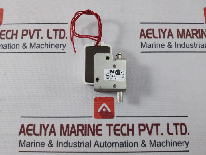 Saia-burgess Ds4 Plunger Micro Switch 125/250 V.A.C. 15A 1/2H.P. 4811K
