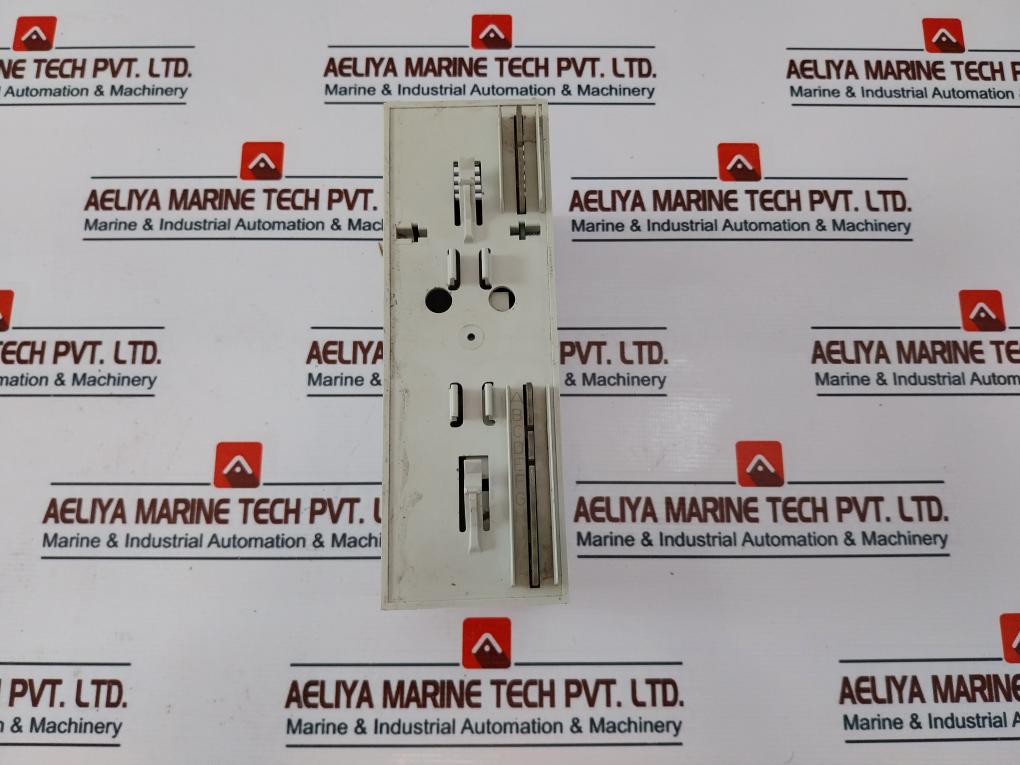 Saia-burgess Pcd4.W100/ Pcd4.E110/ Pcd4.A400/ Pcd4.C260Z05 I/O & Cpu Bus Module