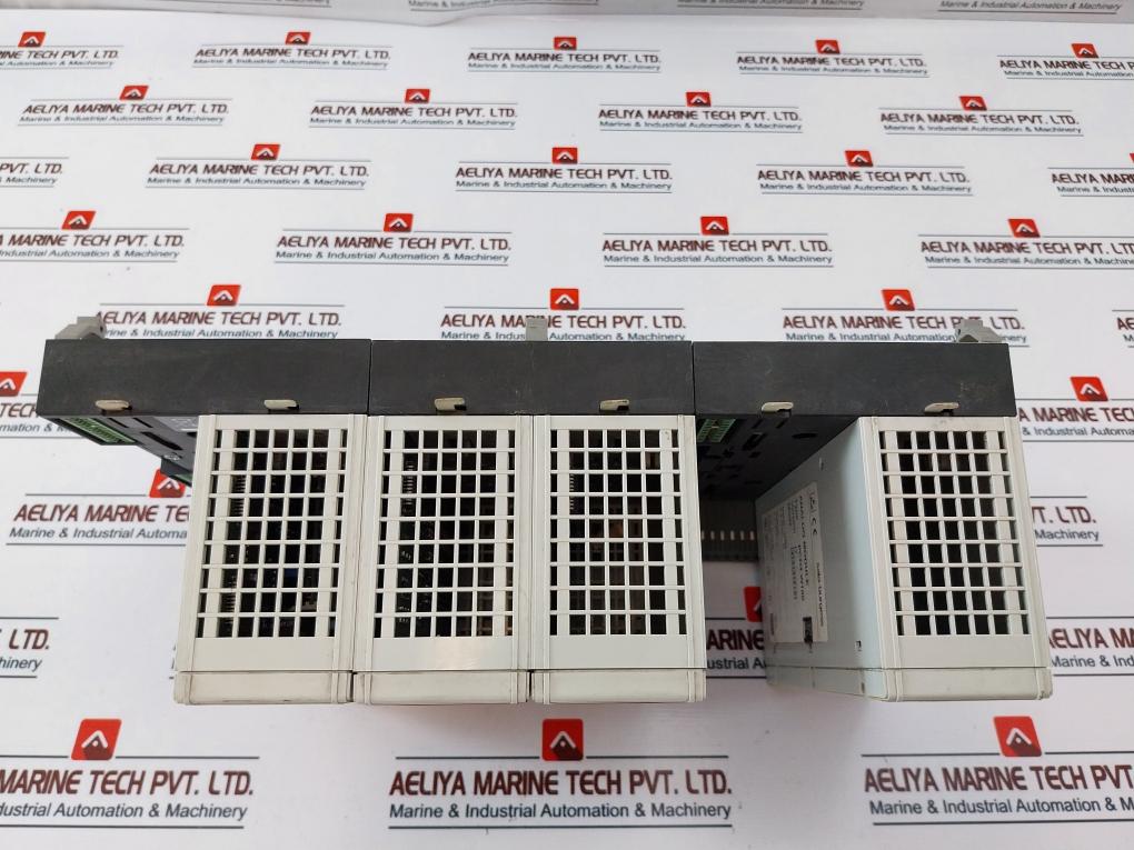 Saia-burgess Pcd4.W100/ Pcd4.E110/ Pcd4.A400/ Pcd4.C260Z05 I/O & Cpu Bus Module