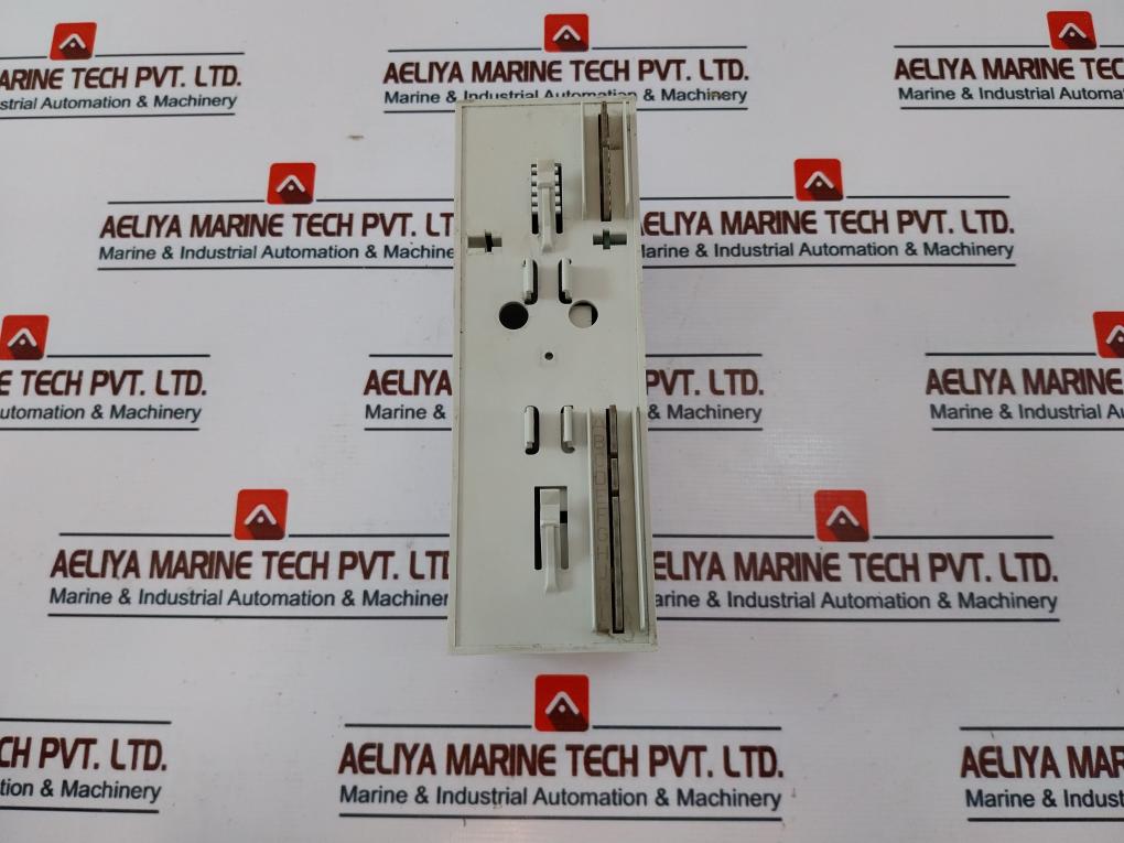 Saia-burgess Pcd4.W100/ Pcd4.E110/ Pcd4.A400/ Pcd4.C260Z05 I/O & Cpu Bus Module