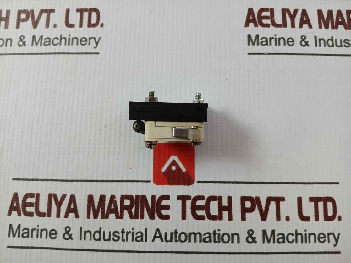 Saia Burgess V37Yr Microswitch Short Roller Lever