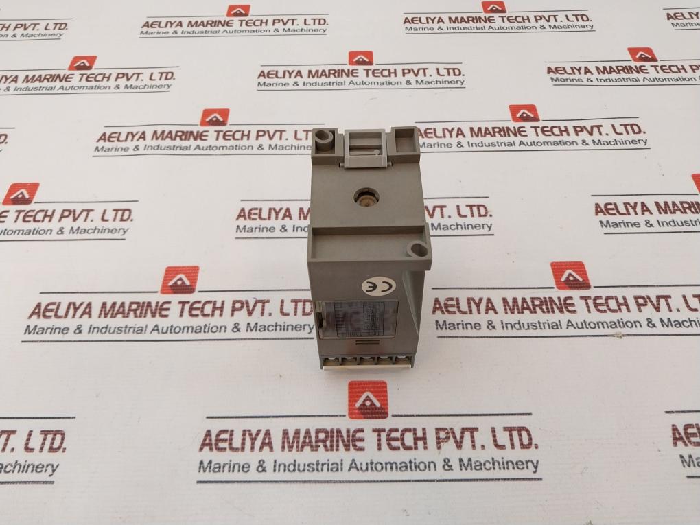 Saia K0E511A0Mvj1N00 Time Delay Relay 60Hz