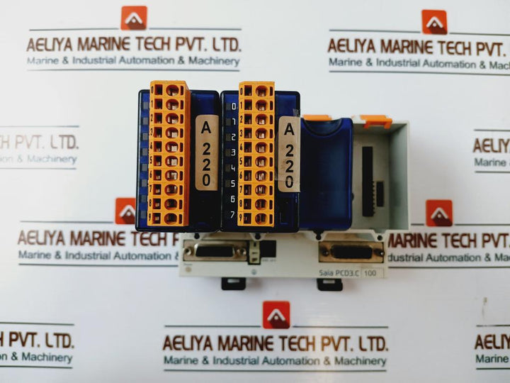 Saia Pcd3.A220 Digital Output Module W/ Pcd3.C100 Holder