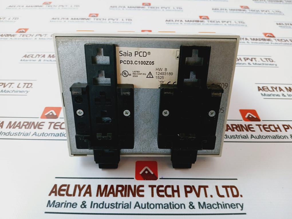 Saia Pcd3.A220 Digital Output Module W/ Pcd3.C100 Holder