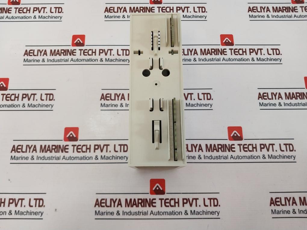 Saia Pcd4.A400 Digital Output Module Version: B