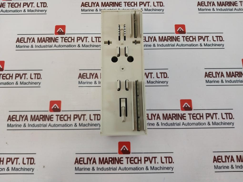 Saia Pcd4.E110 Digital Input Module Version: A 16 X 24Vdc/ 8Ms