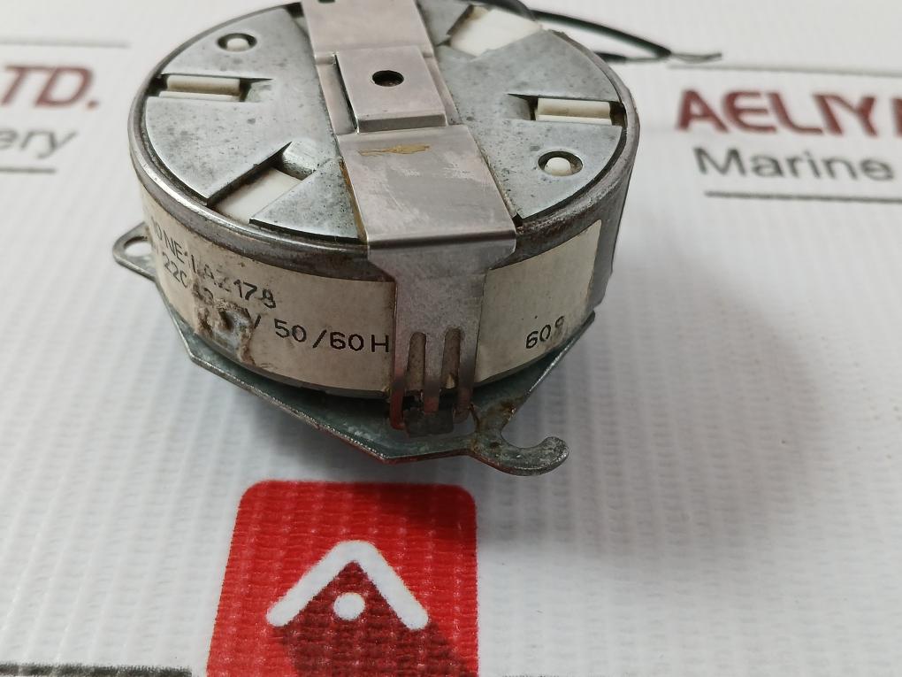 Saia Synchronous Gear Motor 220-240V 50/60Hz Part No Uds10Ne1Laz178
