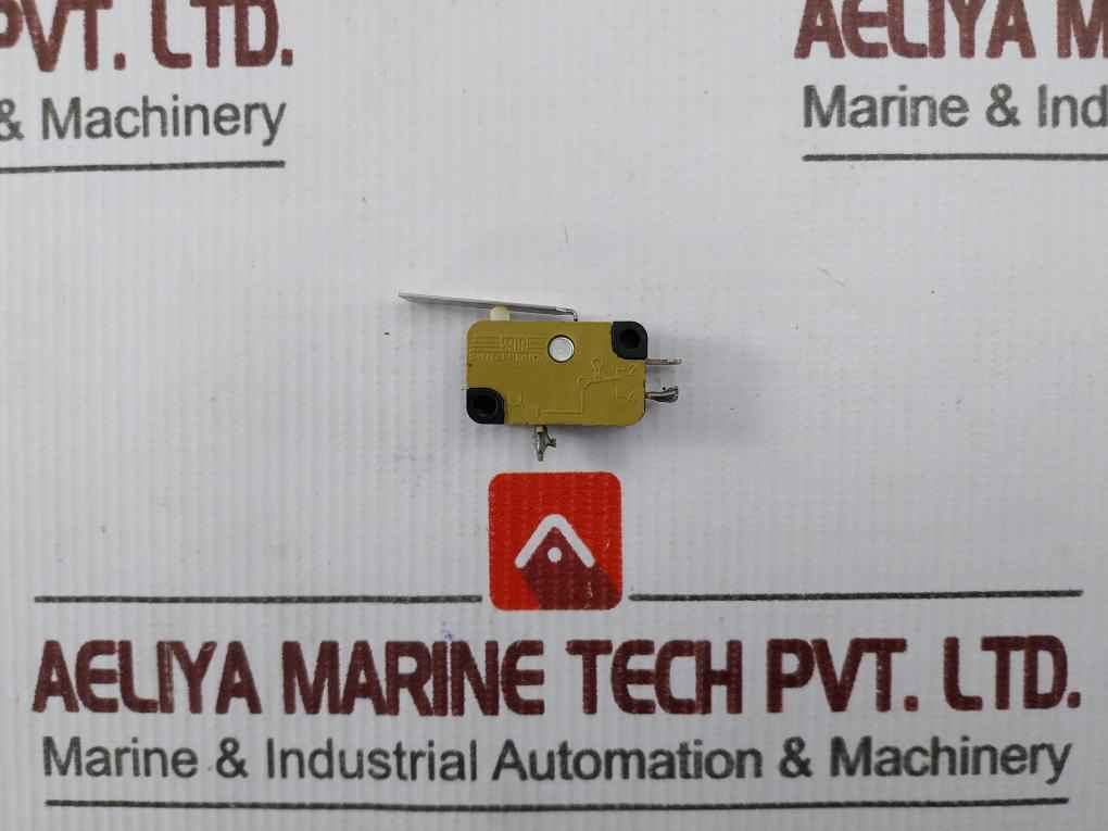 Saia Xg3-j23 Micro Switch 16(6)a 250v