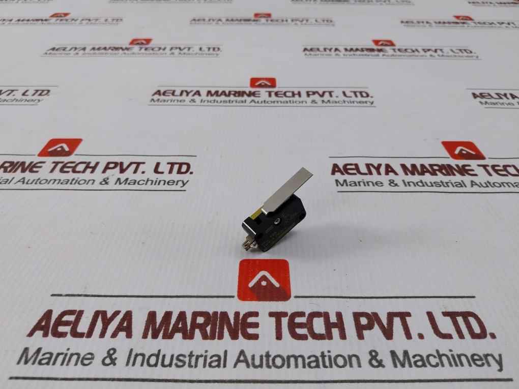 Saia Xg3-j23 Micro Switch 16(6)a 250v