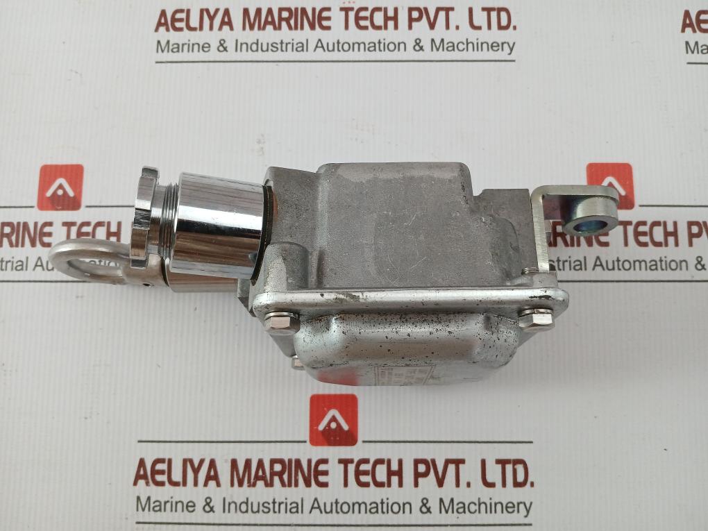 Limit Switch 250V 5A Sakamoto Electric Lwzo-110Et4