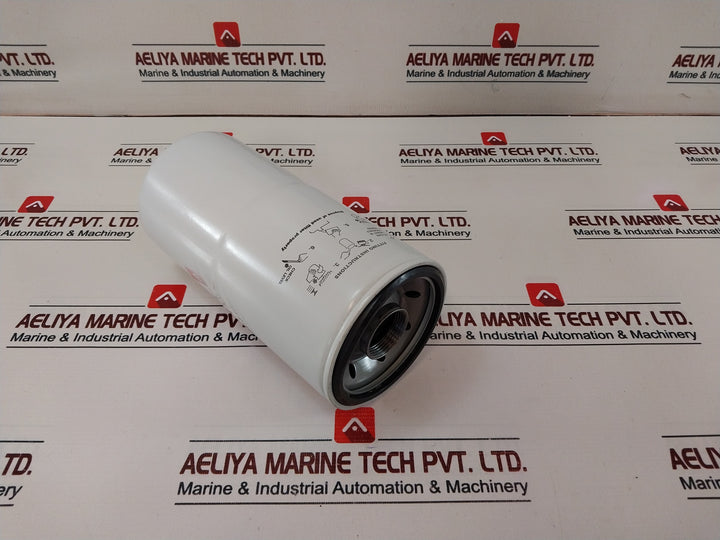 Sakura C-5715 Oil Filter Interchangeable With Lf 670