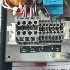 Salwico Bch 10/24 86737 Battery Charger 220V Ac-24V Dc 10A Ymk-38