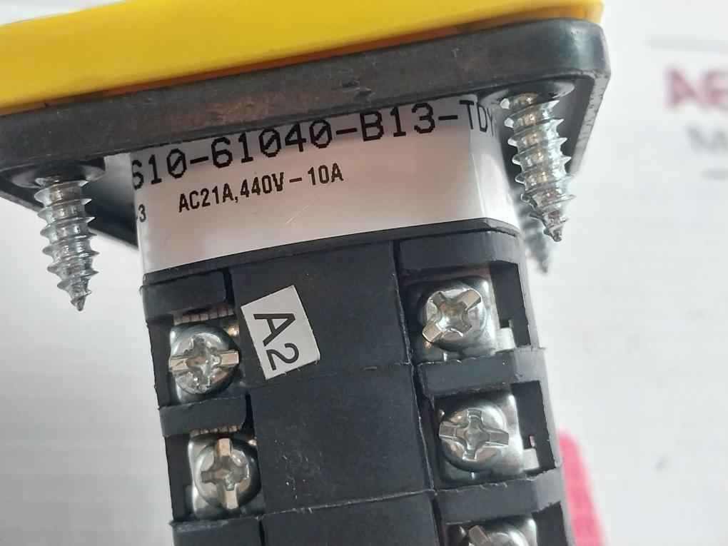Salzer 10A-s10-61040-b13-tdyr Cam Operated Rotary Switch Iec60947-3