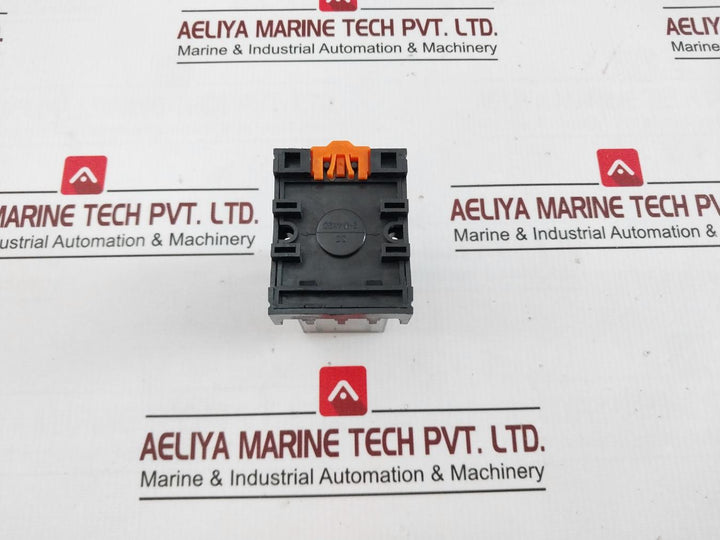 Salzer Mkg 2P 24 Miniature Relay With Base Pf083A 24 Vdc