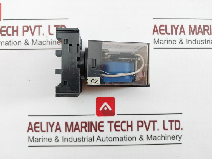 Salzer Mkg 2P 24 Miniature Relay With Base Pf083A 24 Vdc