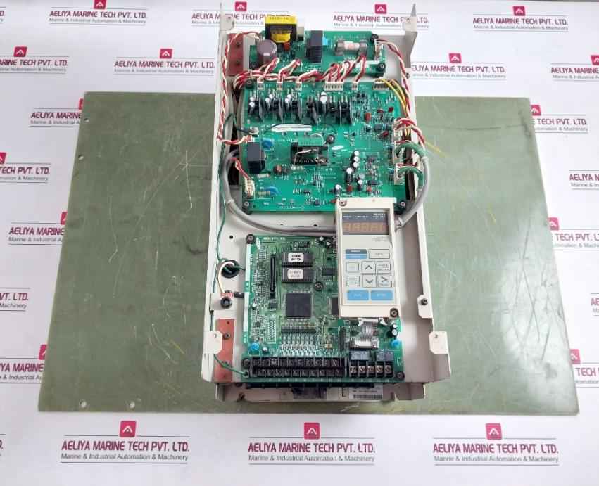 Samsung Cimr-4011G3 400V Class Inverter Etc613050 Rev: 2 Ac 3Ph 380-460V 50/60Hz